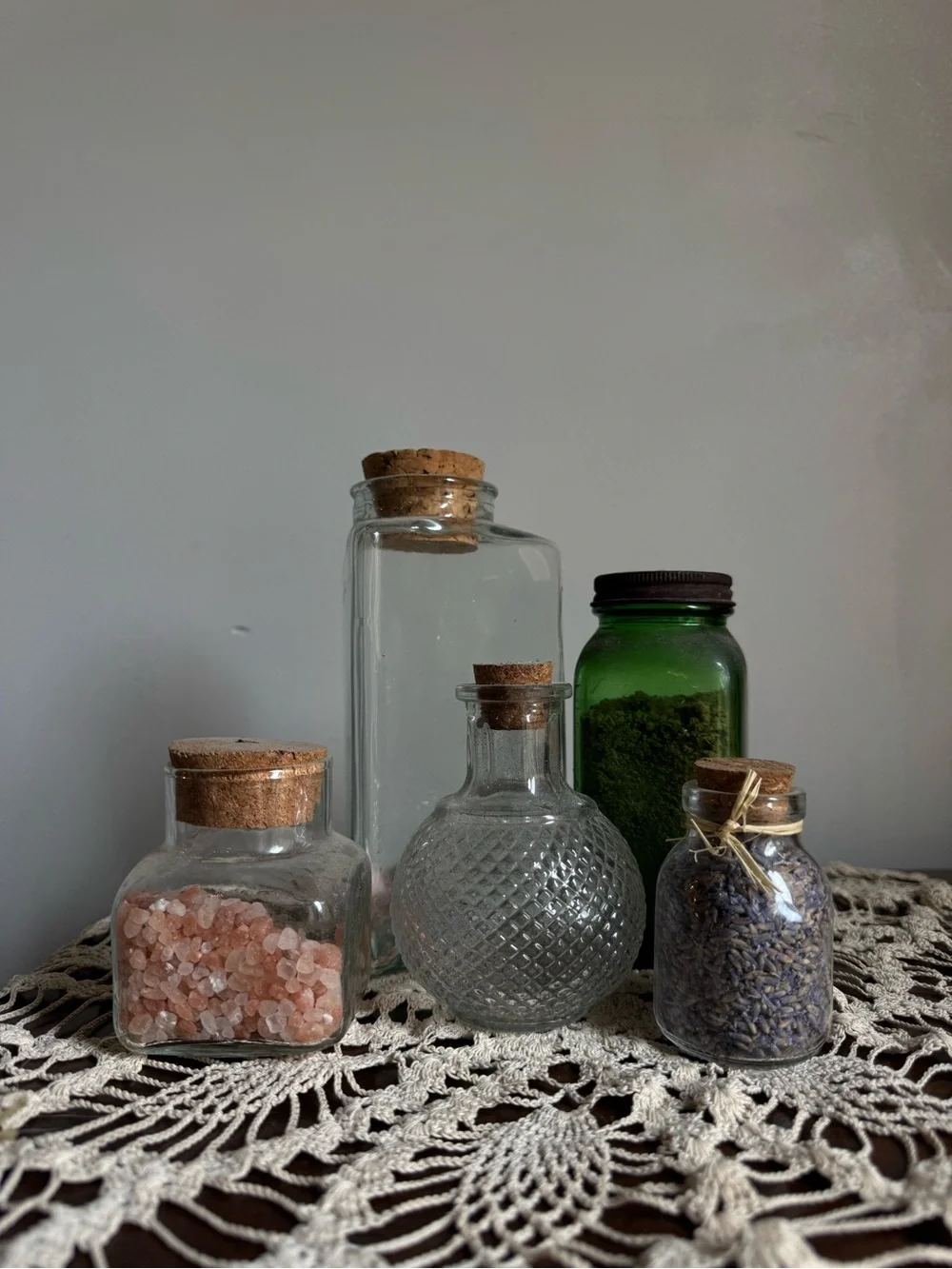 Glass Apothecary Herb Jar Bundle in Clear and Green – Home Accents